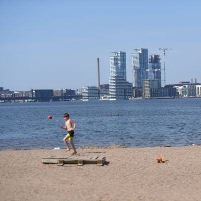 Stenuddens badstrand i Helsingfors.