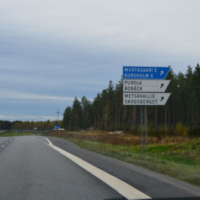 Avfarten Korsholm S vid Smedsby omfartsväg i Vasa.