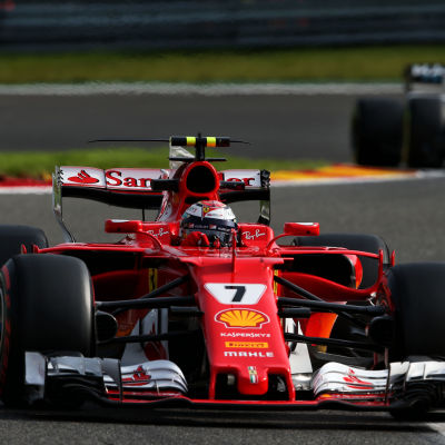 Kimi Räikkönen i sin Ferrari på Spa.