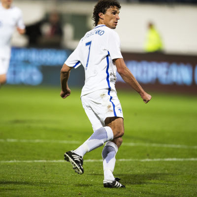 Roman Eremenko spelade för Finland senast i hemmamatchen mot Kosovo.