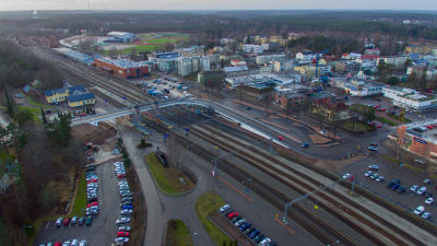 Karis stationsområde sett uppifrån med hjälp av en drönare.