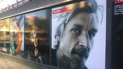 reklamaffisch vid stockholms stadsteater