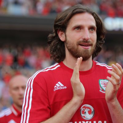 Joe Allen lähikuvassa.