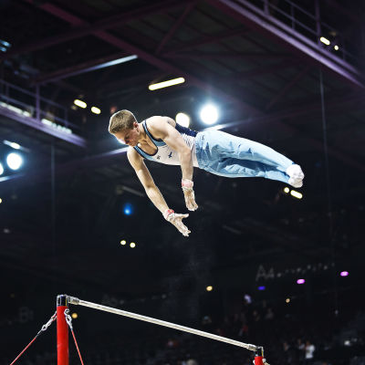 Oskar Kirmes på räck under VM i Glasgow 2015