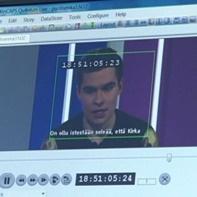 Ohjelmatekstityksen tuottamiseen käytettävä ohjelma tietokoneen ruudulla.