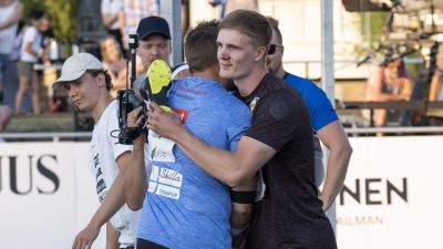 Oliver Helander kramar om Antti Ruuskanen.