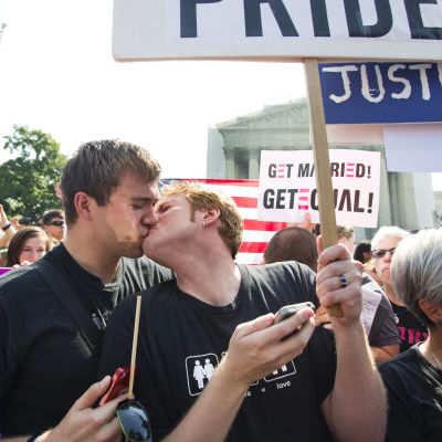 Lycka i Washington efter Högsta domstolens beslut i fjol om samkönade äktenskap