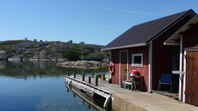 Strandbastu eller fiskebod på Aspö.