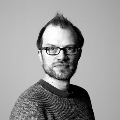 Toimittaja Teemu Laaksosen profiilikuva.