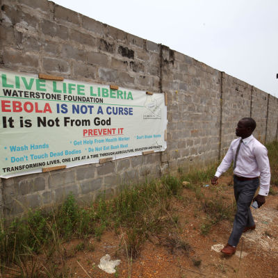 Plancher i Liberia sprider medvetenhet om ebola.