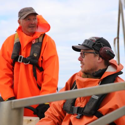 Tom Johansson oppi kalastajaksi Lokan vesillä