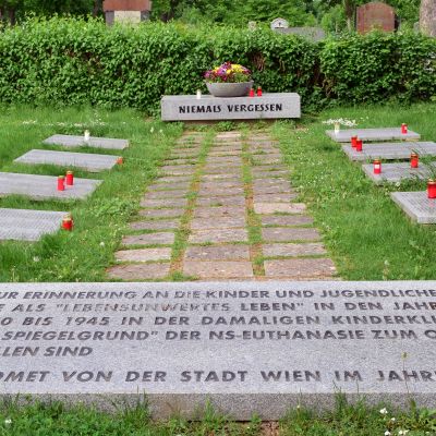 Minnesmärke över de handikappade barn som dödades på kliniken Am Spiegelgrund i Wien under nazismen.