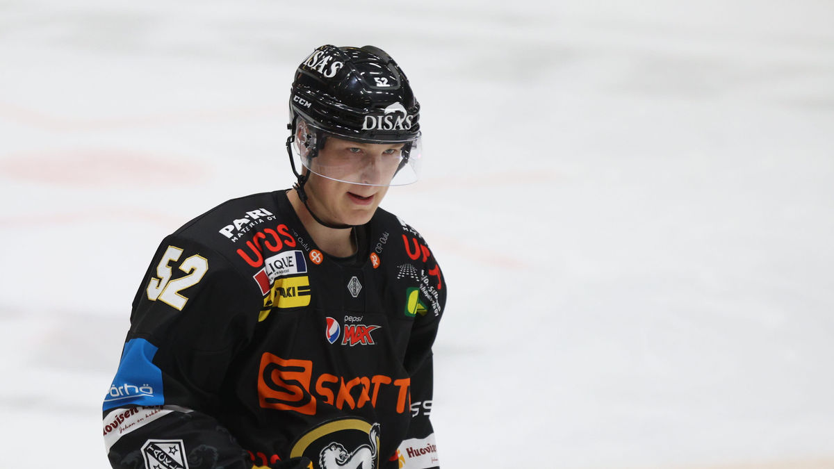 Blåvitt fiasko i NHL-draftens första runda – Jarmo Kekäläinen skeppade bort stjärnbacken Jones i jätteaffär - Vimarsana News