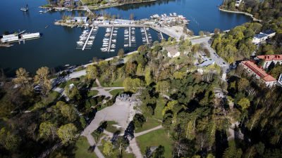 Flygfotografi av Sibeliusmonumentet i Helsingfors maj 2020.