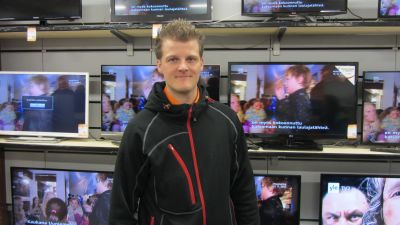 Kim Vidfält, köpman för Expert i Karis