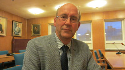 Sture Söderholm, Svenska folkpartiet i Hangö.