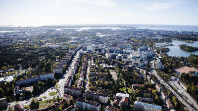 Flygfotografi av Mannerheimvägen i Helsingfors maj 2020.