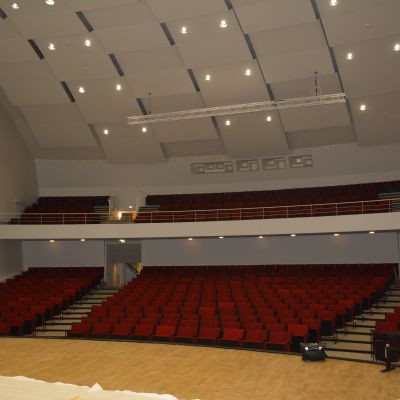 Lahden konserttitalon pääsali remontin jälkeen.