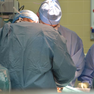 Hjärtkirurger opererar