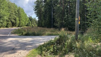 Avtaget till Vedagrundsvägen.