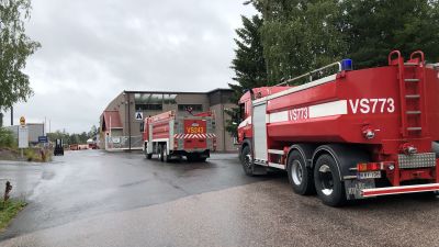 VAK Oy:n tuotantolaitoksen kattorakenteissa syttyi tulipalo 28.7.2021