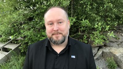 Micael Westerholm.