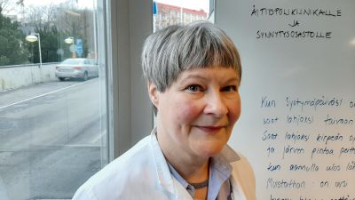 Profilbild på Eeva Ekholm.