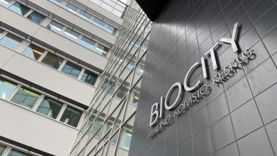 Ingången till Biocity i Åbo.