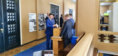 Riigikogus talman Jüri Ratas röstar i det estniska presidentvalet
