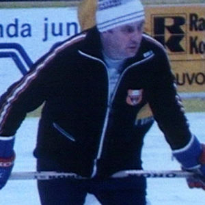 Reino "Pappa" Ruotsalainen valmensi 1987 Kouvolan KooKoota.