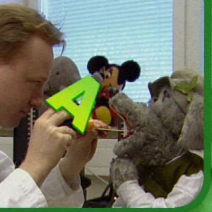 Ransu ja lääkäri Jorma Komulainen Sano AA -sarjassa