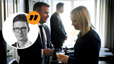 Porträtt på Magnus Swanljung utanpå en bild föreställande samlingspartiets ordförande petteri orpo och sannfinländarnas ordförande riikka purra.