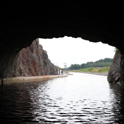 Kimolan kanavan tunnelin uloskäynti.