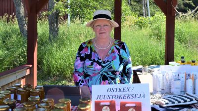 Anne Waselius på Barösunds torg.