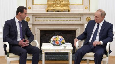 President Vladimir Putin tog emot Syriens president Bashar al-Assad i Kreml på måndagen.
