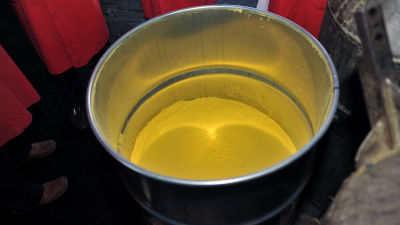 Yellowcake. Uranpulver.