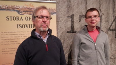 Museidirektör Guy Björklund och historikern Thomas Eisentraut