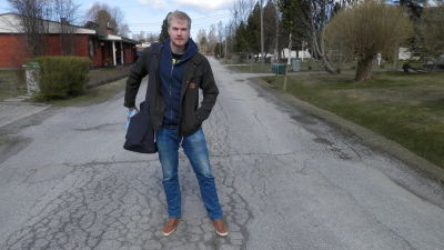Oskar Skog på Klockarevägen i Jakobstad