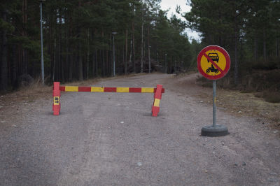Vägen till vattentornet i Ekenäs är för tillfället avstängd.