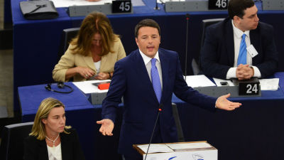 Italiens premiärminister Matteo Renzi presenterar Italiens ordförandeskap inför Europaparlamentet.
