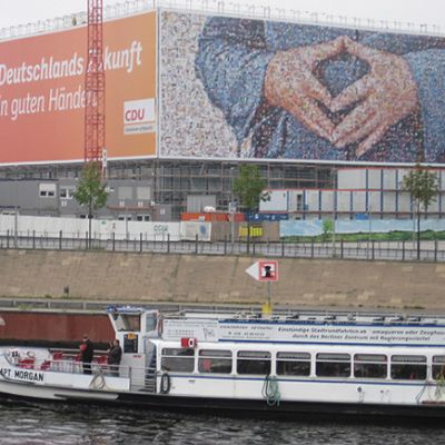 CDU-puolueen suuri vaalijuliste.