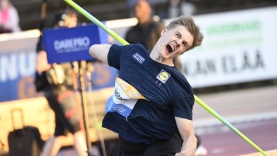 Oliver Helander kastar i Paavo Nurmi Games.