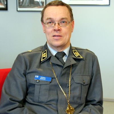 Kenttäpiispa Pekka Särkiö.