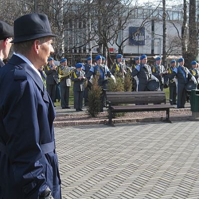 Kansallinen veteraanipäivä Joensuun Vapaudenpuistossa.