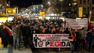 Pegida demonstrerar i Dresden mot vad de kallar islamiseringen av Tyskland.