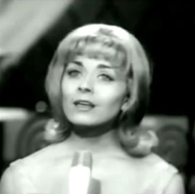 Isabelle AUbret tävlade och vann för Frankrike i Eurovisionen år 1962.