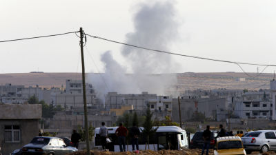 Rök efter bombning av staden Kobane i norra Syrien