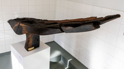 Skulptur på utställningen Axplock.
