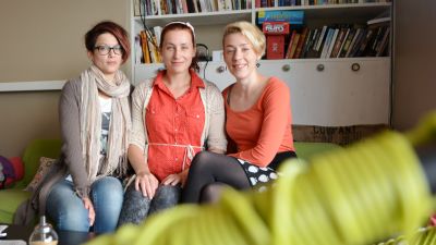 Anna Wiksten, Pi Kiviharju och Heidi Kiviharju bildar gruppen Soul sisters.