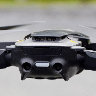 Droonien lennättämisestä tulee säädellympää vuoden 2020 heinäkuussa.